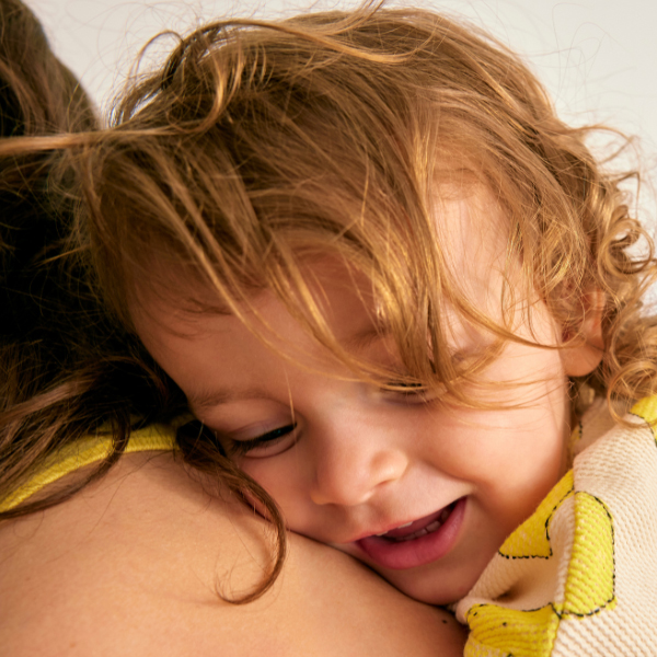 MUSTELA ACONDICIONADOR 2 EN 1 DESENREDANTE Y NUTRITIVO (200ML)