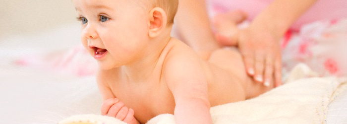 Por qué deberías darle un masaje a tu bebé todos los días…
