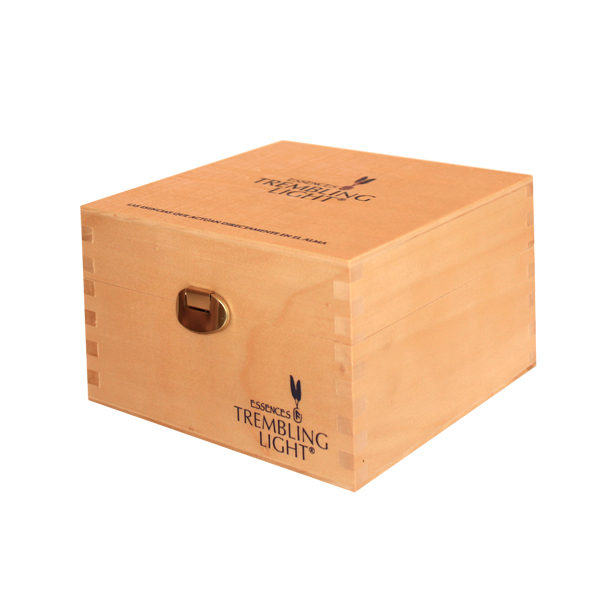 TREMBLING LIGHT CAJAS DE MADERA PARA ESENCIAS BÁSICAS