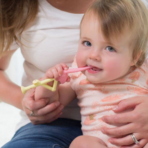 DR. BROWN´S CEPILLO DIENTES NIÑOS MONSTRUO MORADO 1-4 AÑOS (1 UNIDAD)