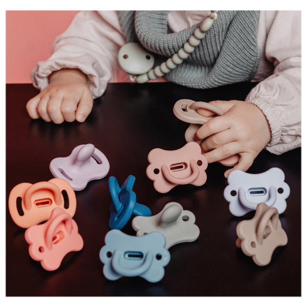 SUAVINEX CHUPETE SMOOTHIE (TODOSILICONA) TETINA FISIOLÓGICA SX PROTM 6-18M (1 UNIDAD)