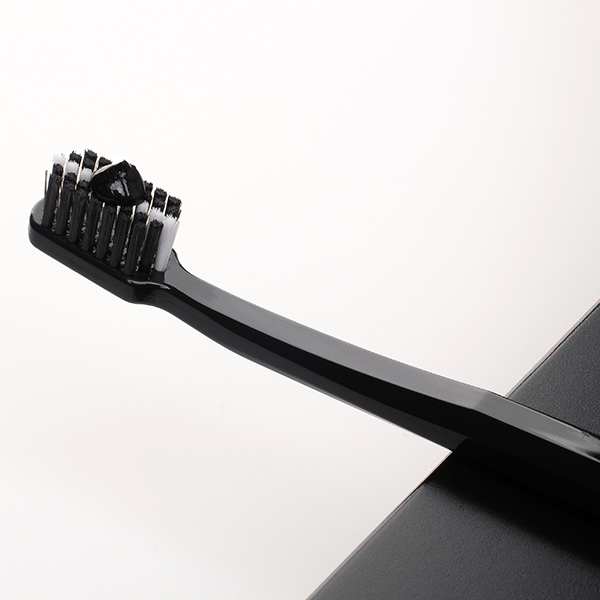 CURAPROX SET Black Is White Cepillo + PASTA DENTAL