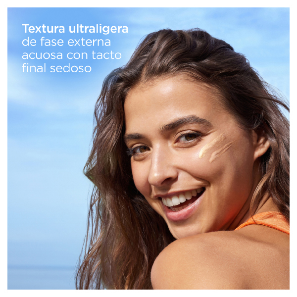 ISDIN FOTOPROTECTOR FUSION WATER MAGIC GLOW SPF30 (50ML)