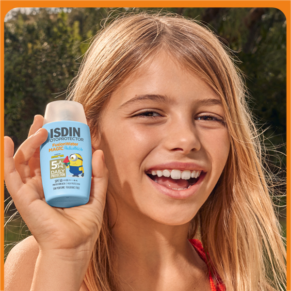 ISDIN FOTOPROTECTOR FUSION WATER MAGIC PEDIATRICS SPF50 MINIONS +6M (50ML)