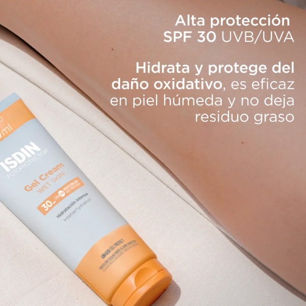 ISDIN FOTOPROTECTOR GEL CREAM WET SKIN SPF30 HIDRATACIÓN INTENSA (250ML)