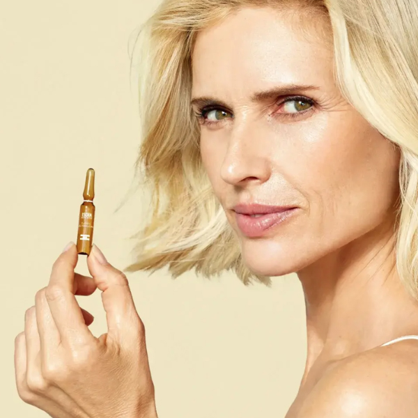 ISDIN ISDINCEUTICS REJUVENATE  FLAVO-C ULTRAGLICAN (30 AMPOLLAS)