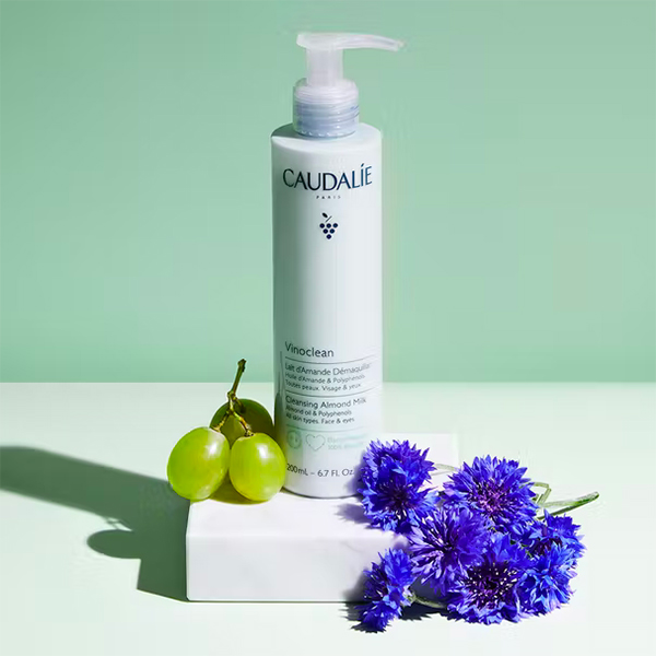 CAUDALIE VINOCLEAN LECHE DE ALMENDRAS DESMAQUILLANTE  (200ml)