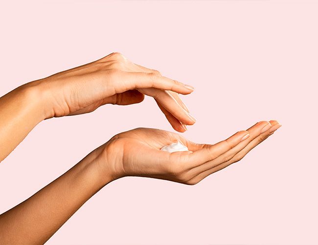 CREMA VOLUPTUOSA Nutre - Retensa - Alisa